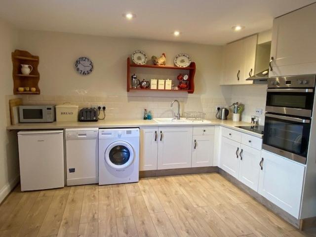 Far Hill Cottage Wyck Rissington Екстер'єр фото